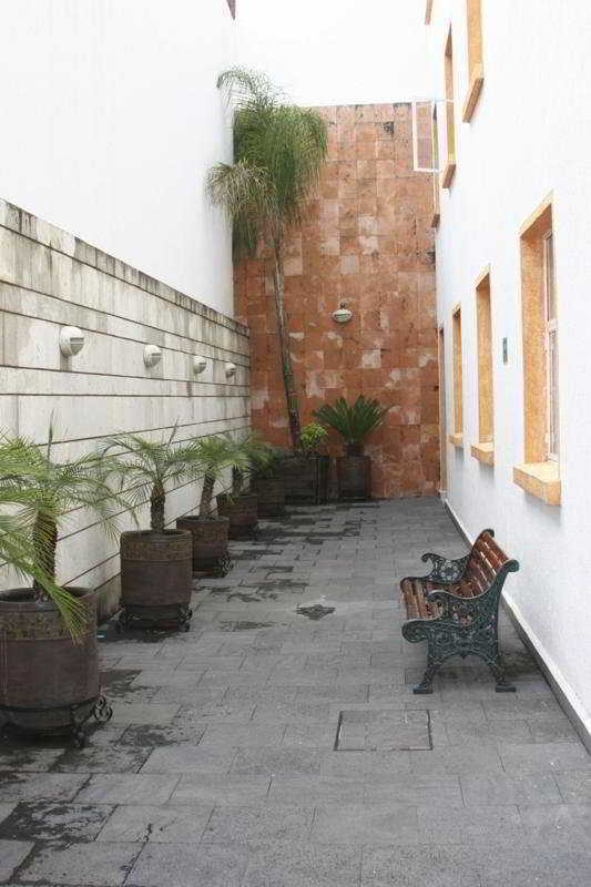 Hotel & Suites Galeria Morelia Exterior foto